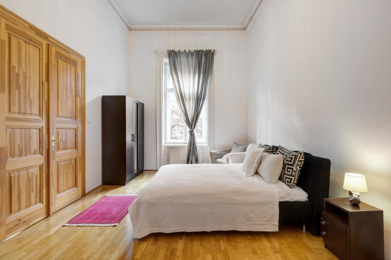 Royale Apartment บูดาเปสต์ ภายนอก รูปภาพ